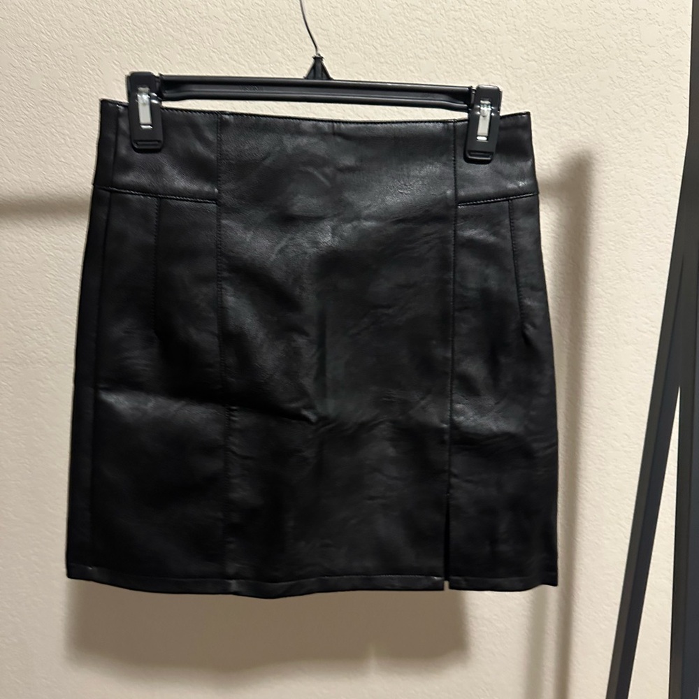 NWOT - TopShop Black Leather Skirt